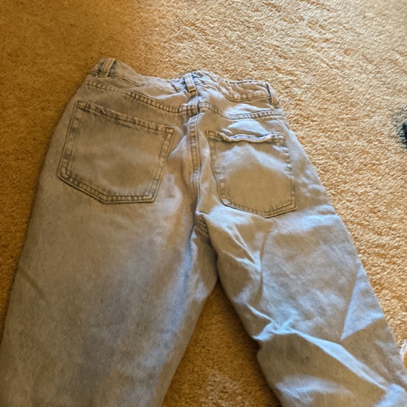 Mom jeans from garage - Picture 3 of 3